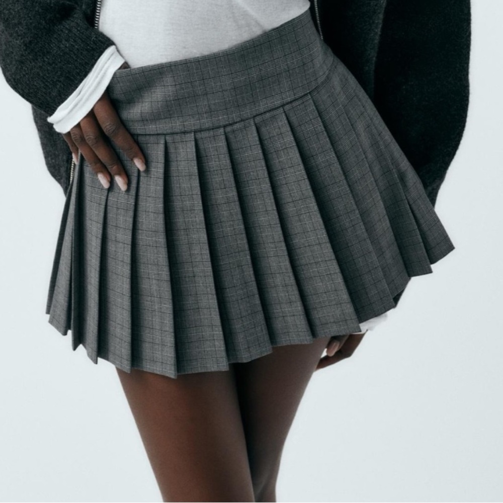 Zara Gray Pleated Women's Mini Skort